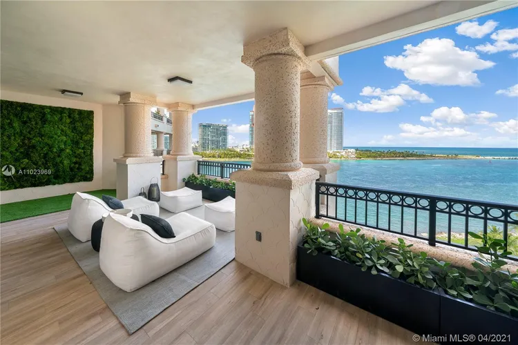 Palazzo Della Luna #6885 image #10