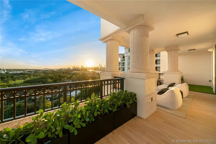 Palazzo Della Luna #6885 image #24