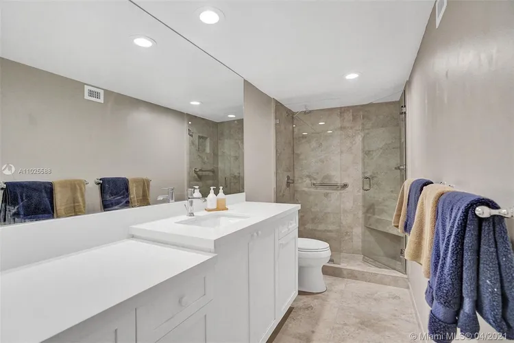 Gables Waterway Towers #423 image #14