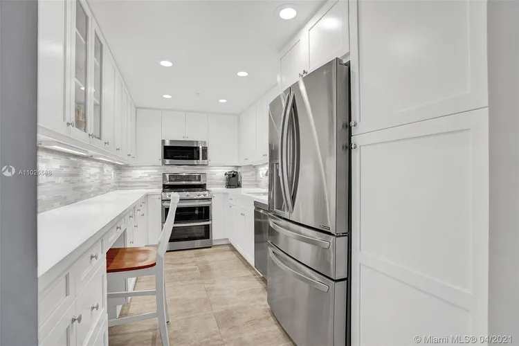 Gables Waterway Towers #423 image #22