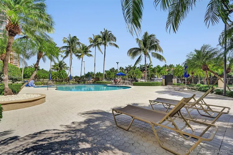 Gables Waterway Towers #423 image #32