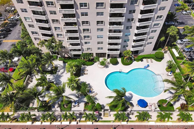 Gables Waterway Towers #423 image #46