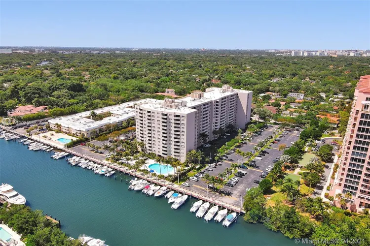 Gables Waterway Towers #423 image #47