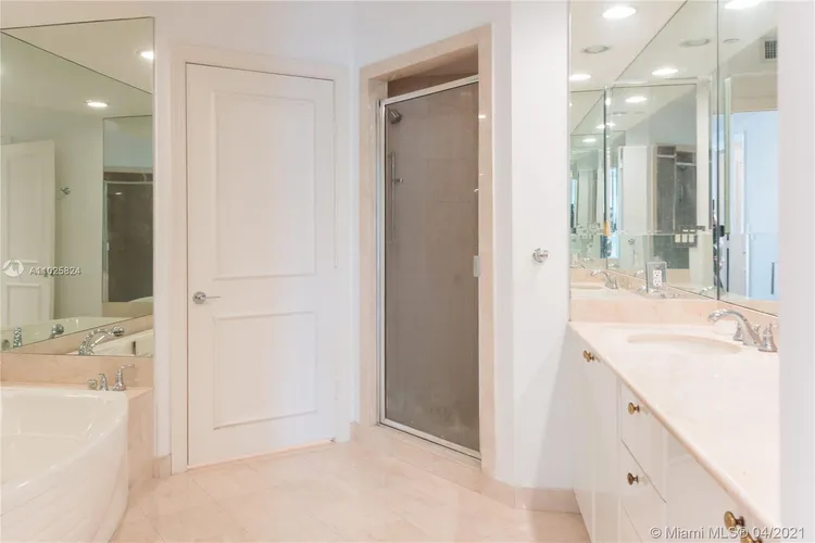 Ocean Club - Club Tower Three #303 image #13