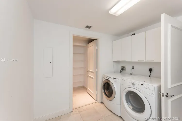 Ocean Club - Club Tower Three #303 image #25