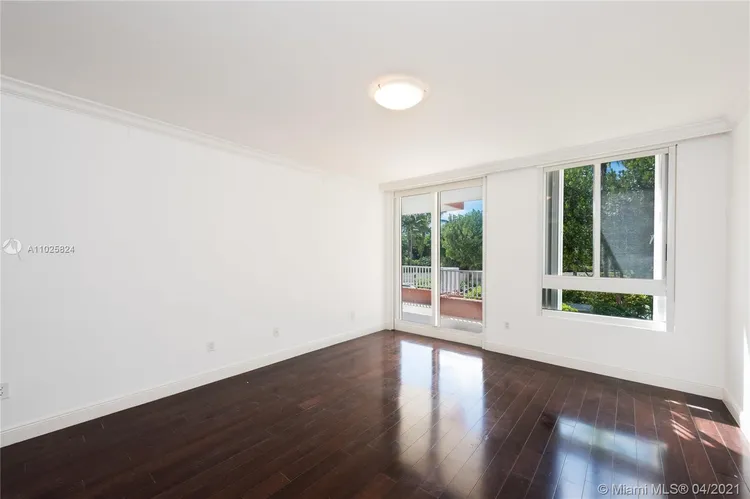 Ocean Club - Club Tower Three #303 image #9