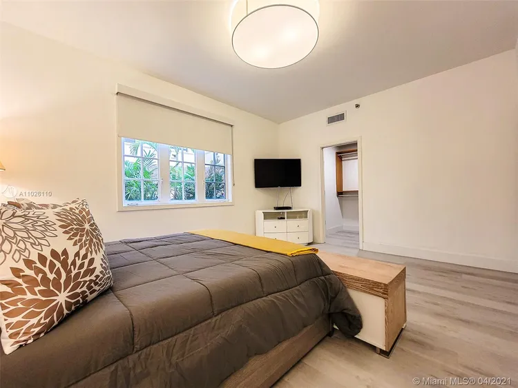 Seaside Village #19115 image #28