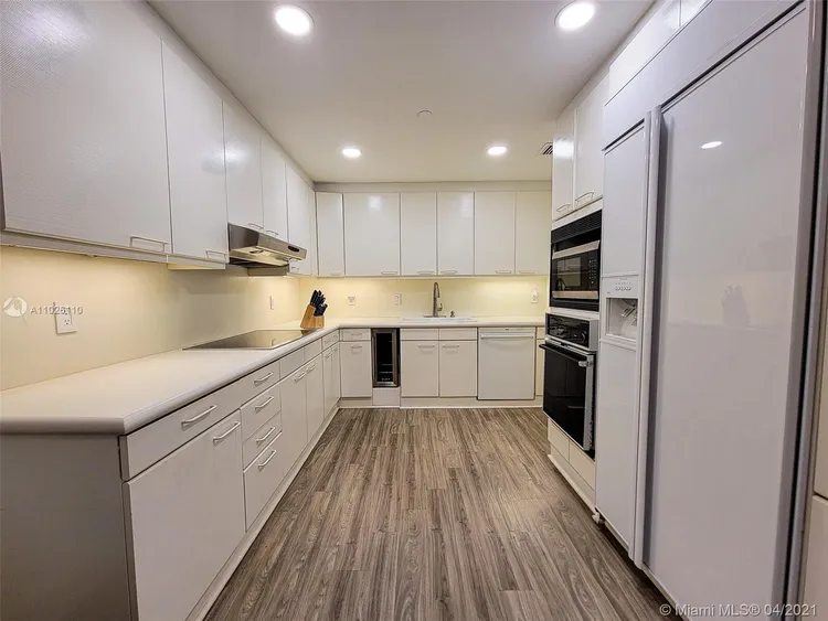 Seaside Village #19115 image #31