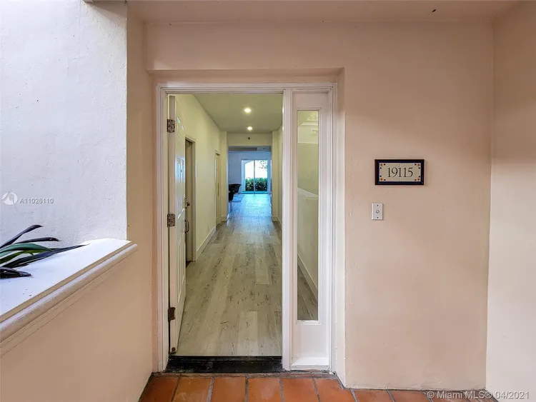 Seaside Village #19115 image #32