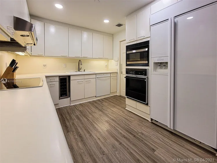 Seaside Village #19115 image #33