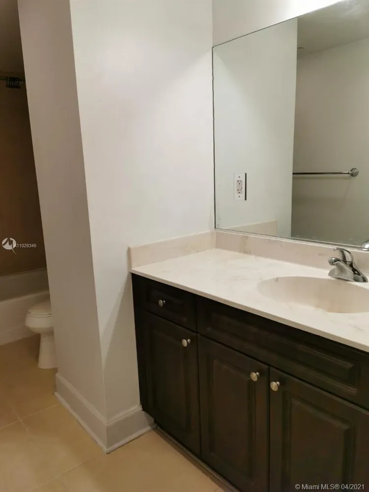 401 Blu Condo #PH-110 image #11