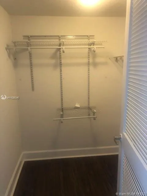 401 Blu Condo #PH-110 image #14