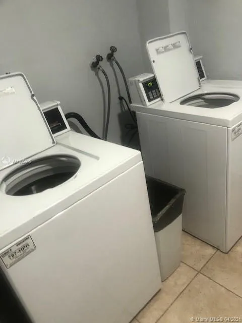 401 Blu Condo #PH-110 image #19