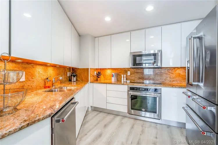 Mayfield AKA Hotel #3405 image #14