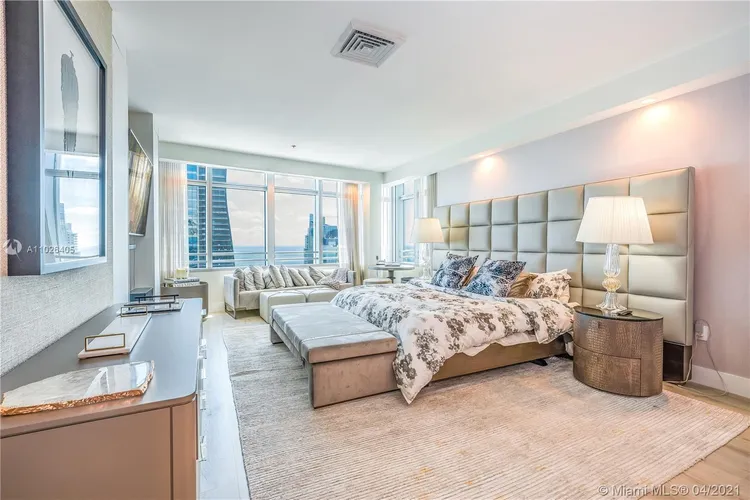 Mayfield AKA Hotel #3405 image #19