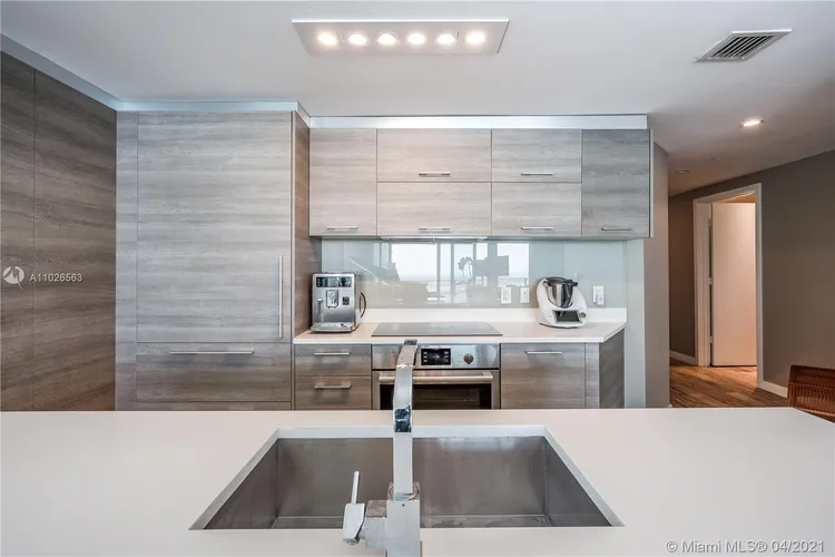 Paraiso Bay #4401 image #13