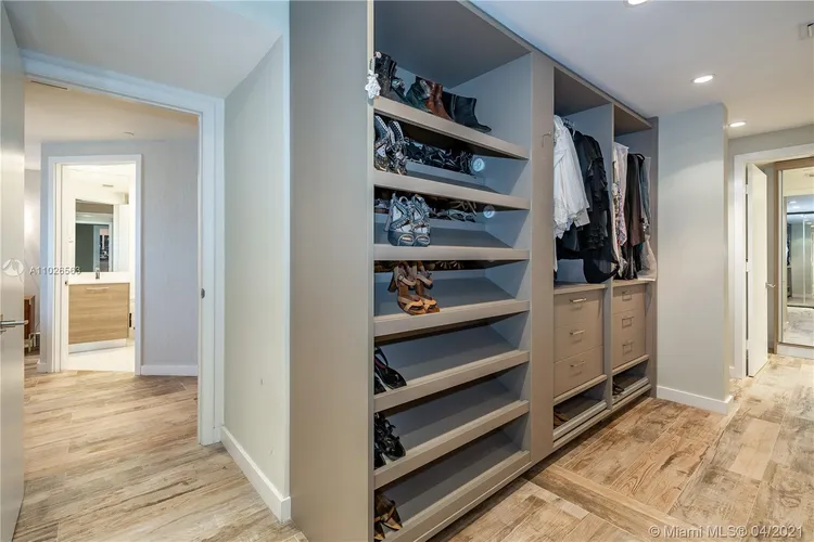 Paraiso Bay #4401 image #20