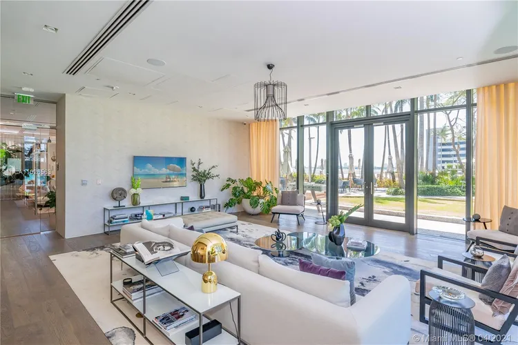 Paraiso Bay #4401 image #45