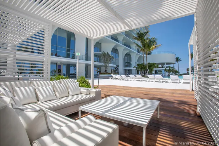 Jade Signature #2204 image #15