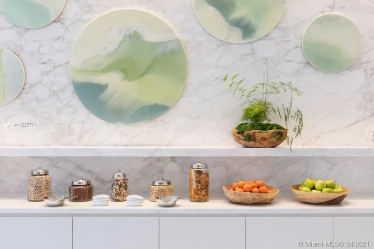 Jade Signature #2204 image #6