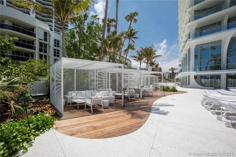 Jade Signature #2204 image #8