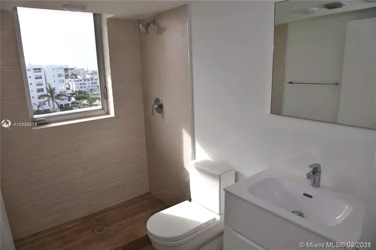 The Ivory #701 image #10