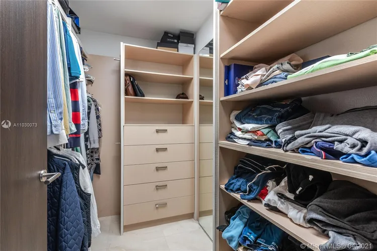 The Plaza of Bal Harbour #1011 image #15