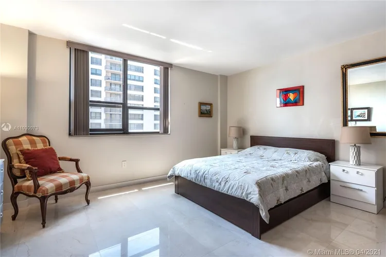 The Plaza of Bal Harbour #1011 image #17