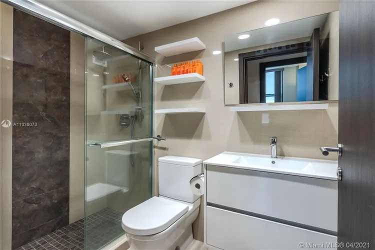 The Plaza of Bal Harbour #1011 image #19