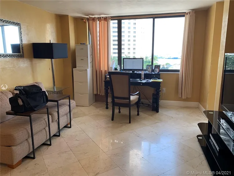 Brickell Key II #920 image #13