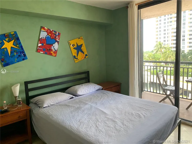 Brickell Key II #920 image #16