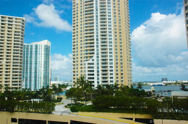 Brickell Key II #920 image #23