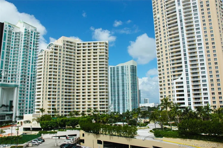 Brickell Key II #920 image #24