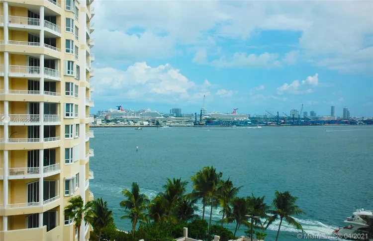 Brickell Key II #920 image #8