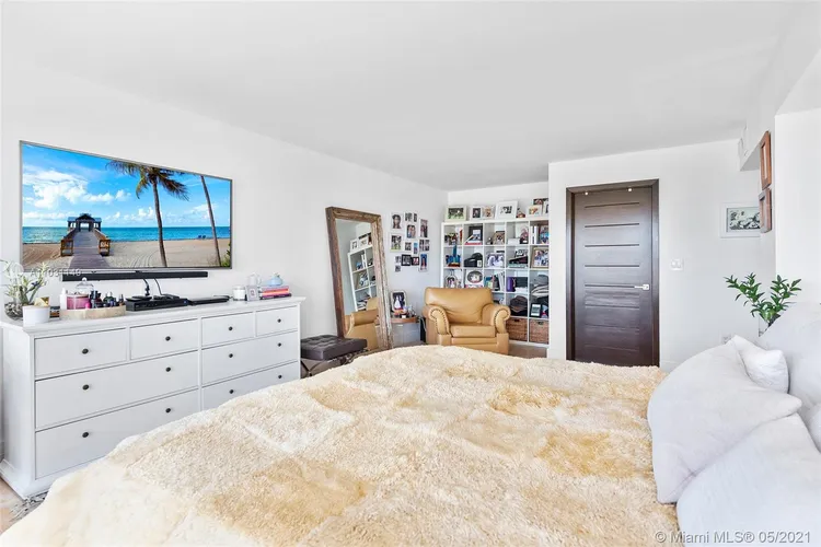 Casa del Mar #9A image #18