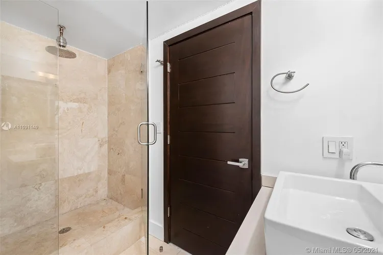 Casa del Mar #9A image #32