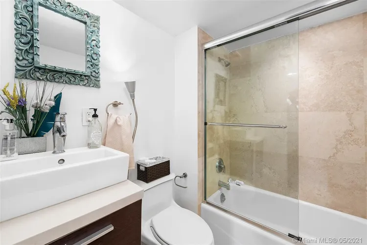 Casa del Mar #9A image #34