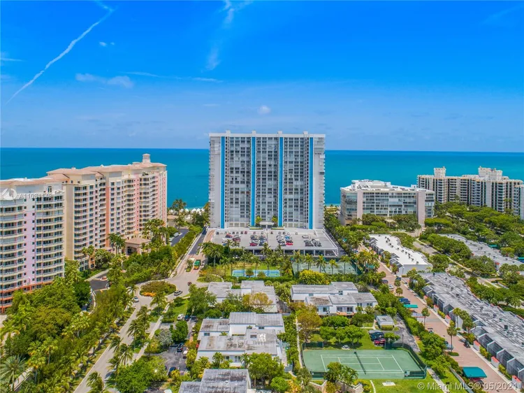 Casa del Mar #9A image #42