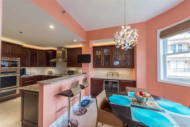 Venice Condo Deering Bay #132 image #11