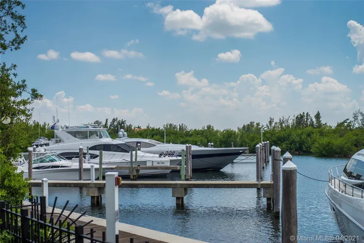 Venice Condo Deering Bay #132 image #28