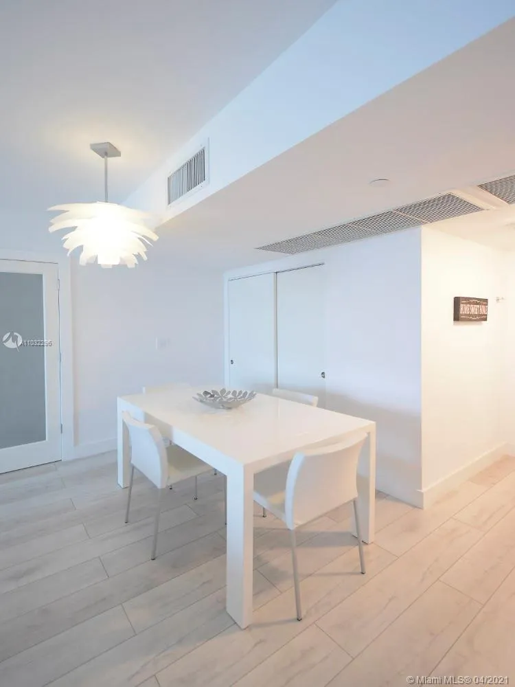 Roney Palace #1526 image #18
