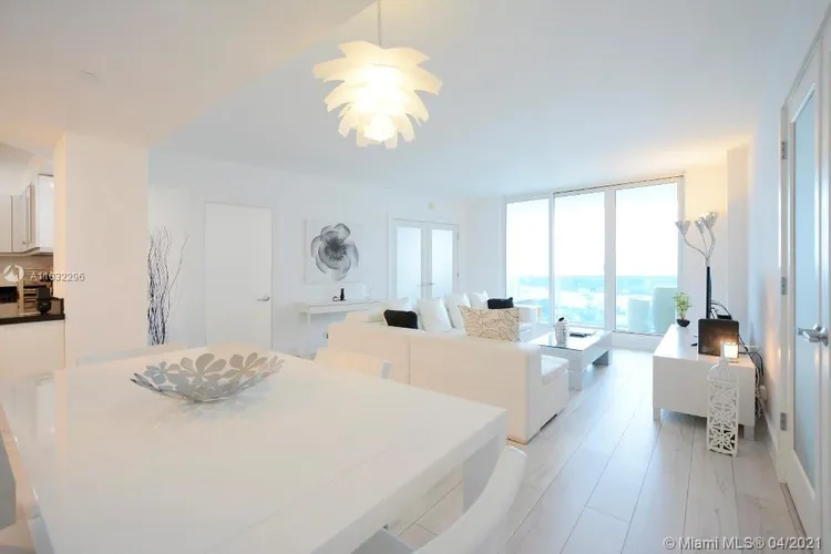 Roney Palace #1526 image #24