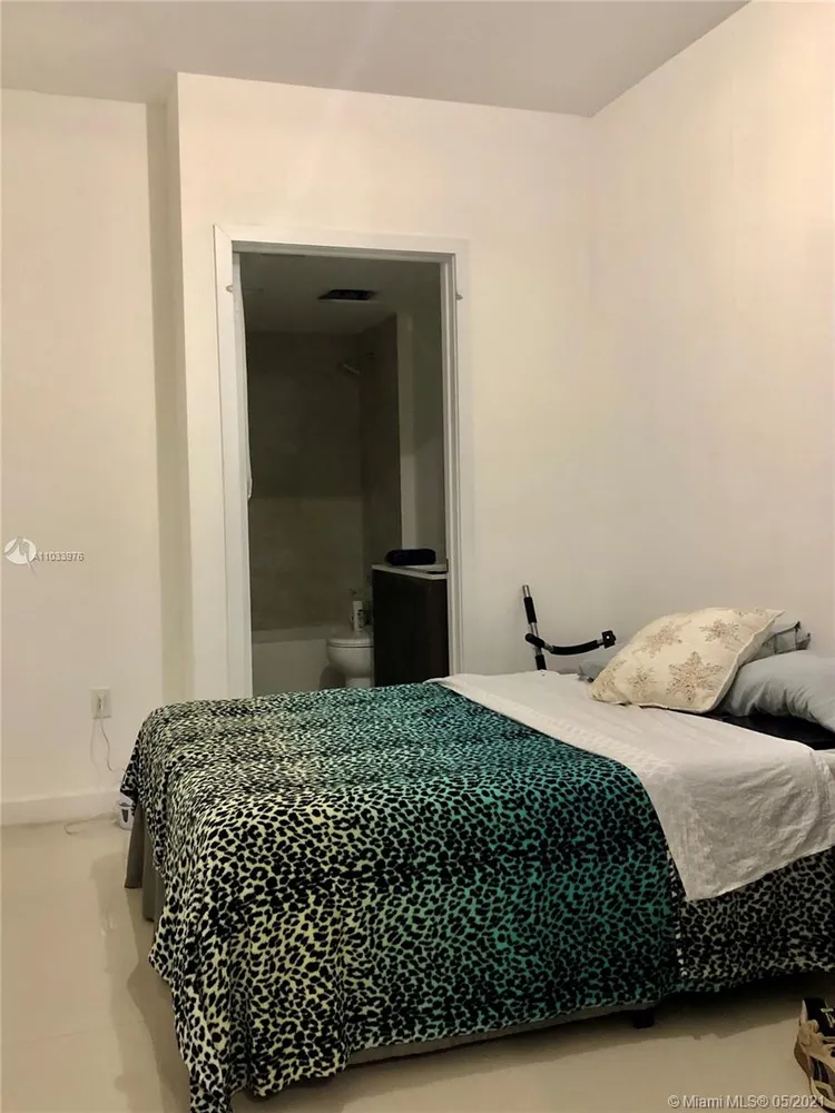 Aria on the Bay #2908 image #12