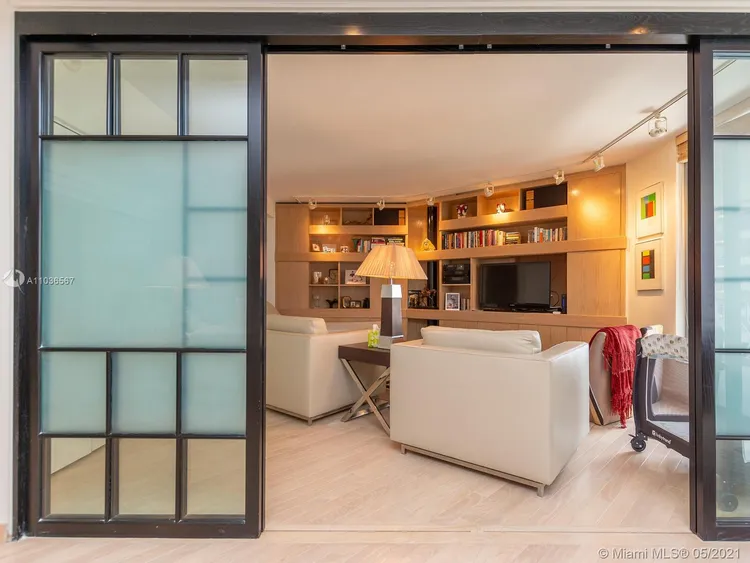 Bal Harbour 101 #908 image #17