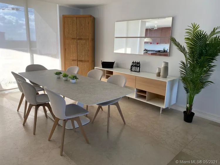 Trump Tower 2 #1204 image #7