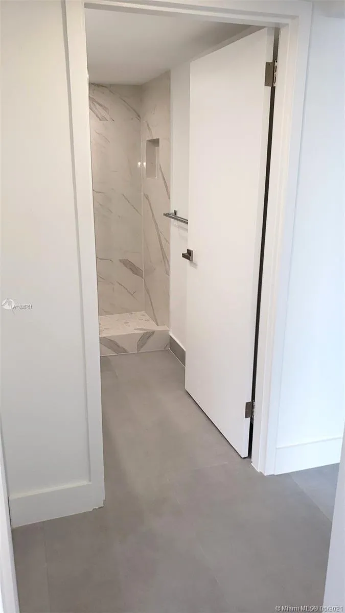 Mirador East #307 image #11