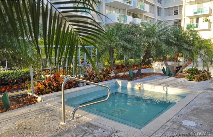 Mirador East #307 image #20