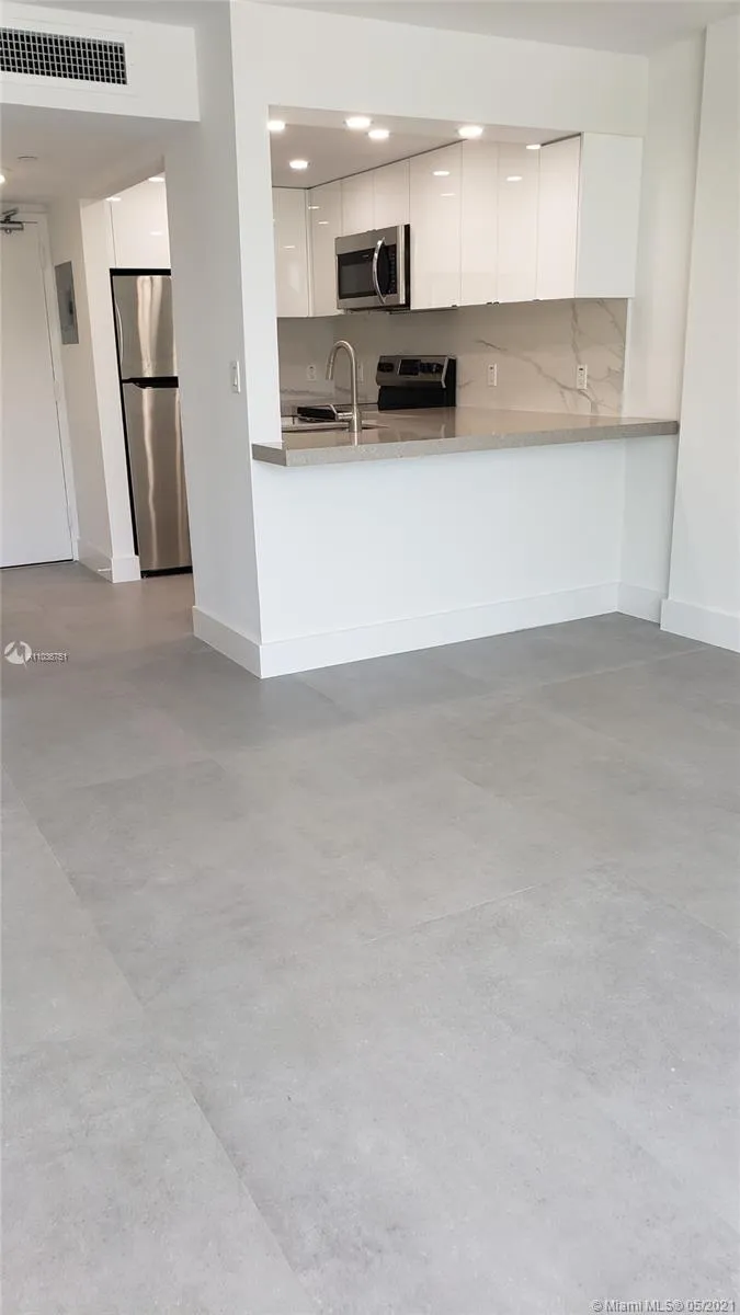 Mirador East #307 image #22