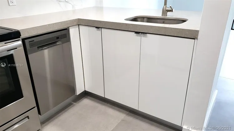 Mirador East #307 image #25