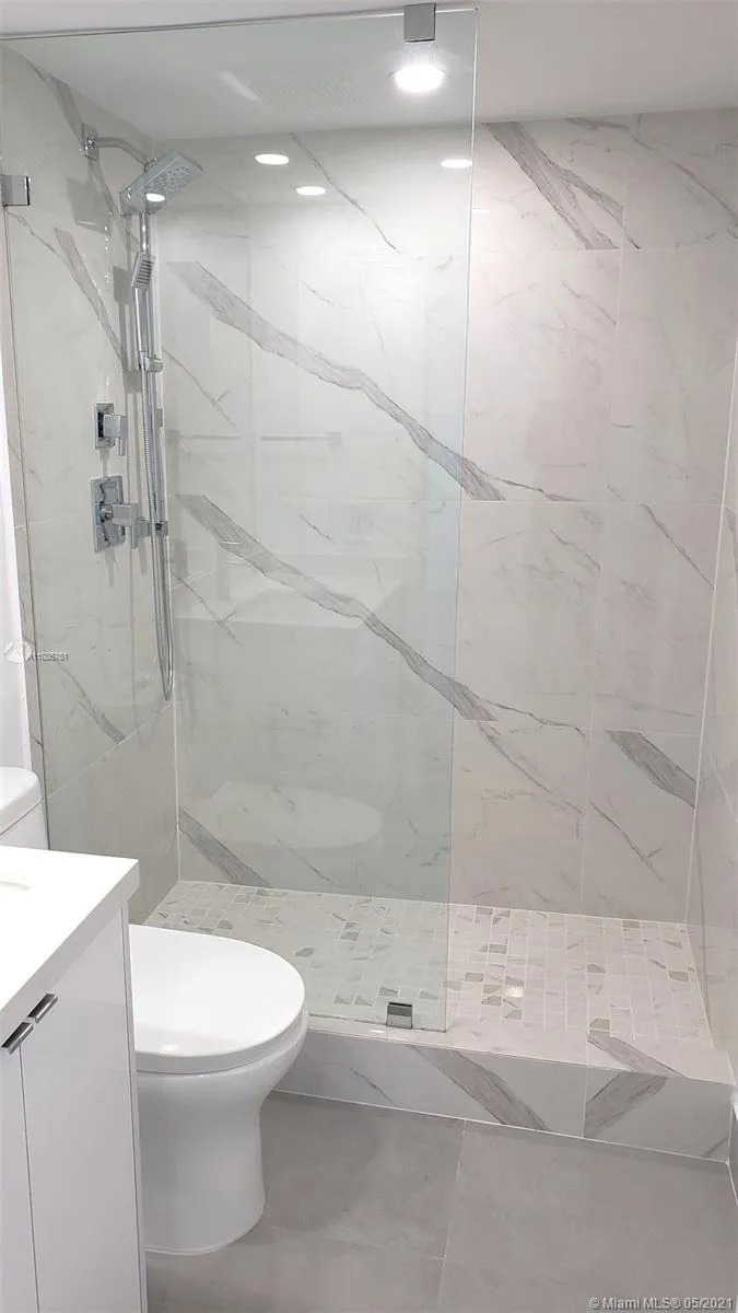 Mirador East #307 image #8